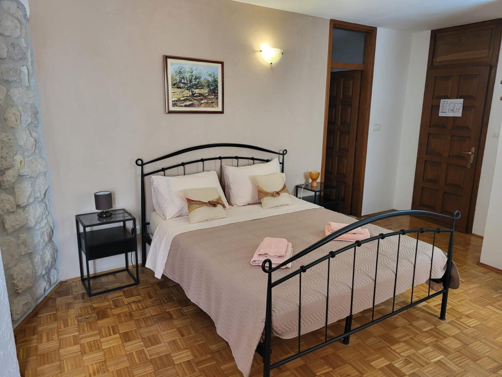 Palace Derossi 3*